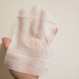 サナふき取り乳液シートはこんな感じ|化粧品専門店柳屋
